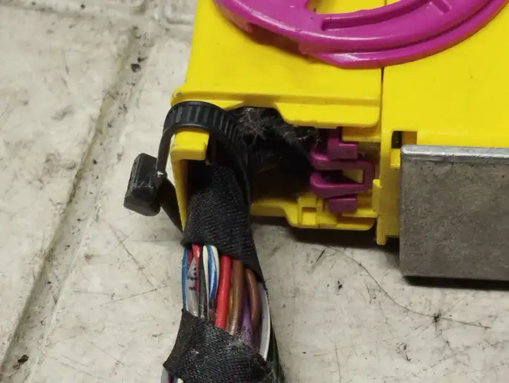 Volkswagen Tiguan (2007 - 2011)  5N0959655R Блок управления надувных подушек