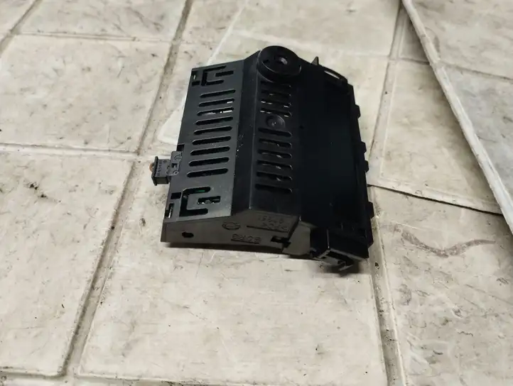 Mercedes-Benz C W203 (2000 - 2007)  A2035450332 Экран сенсорного экрана парковки PDC