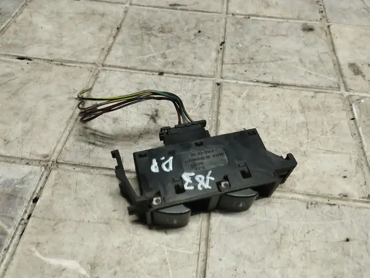 BMW 3 E46 (1998 - 2005) 6902179 Кнопка стеклоподъемников — фото 4