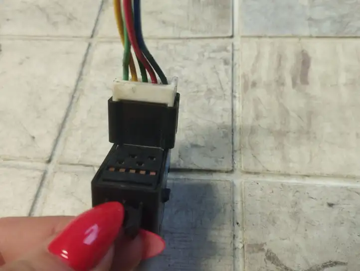 Nissan Note (E11) (2006 - 2014)  25411ED00A Кнопка стеклоподъемников