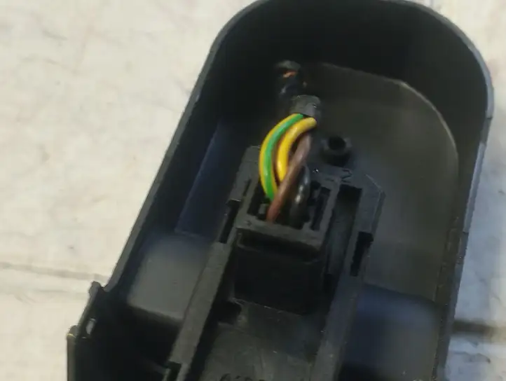 Opel Astra (2004 - 2009)  13183675 Кнопка стеклоподъемников