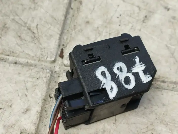 Volkswagen Golf IV (1998 - 2005) 3B0959855B Блок кнопок стеклоподъемников — фото 5