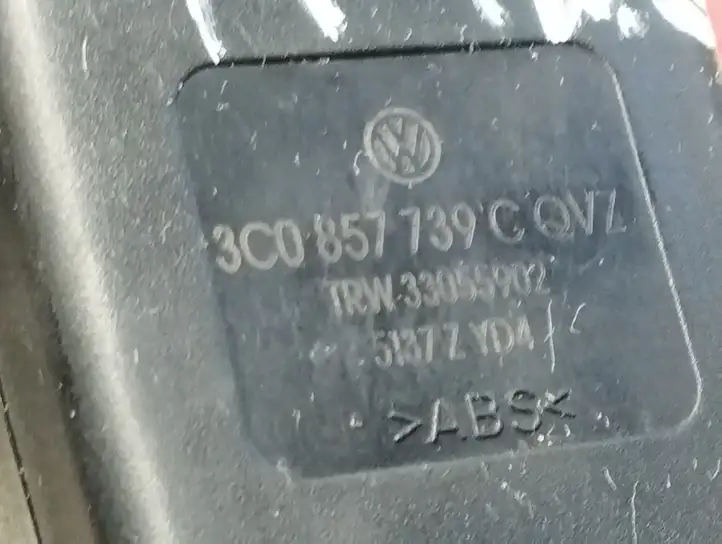 Volkswagen PASSAT B6 (2005 - 2010) 3C0857739C Задний средний замок ремня — фото 2