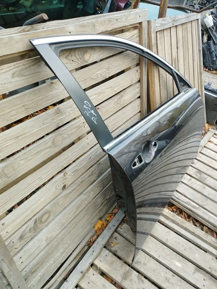 Honda Accord (2003 - 2007) Дверь — фото 3