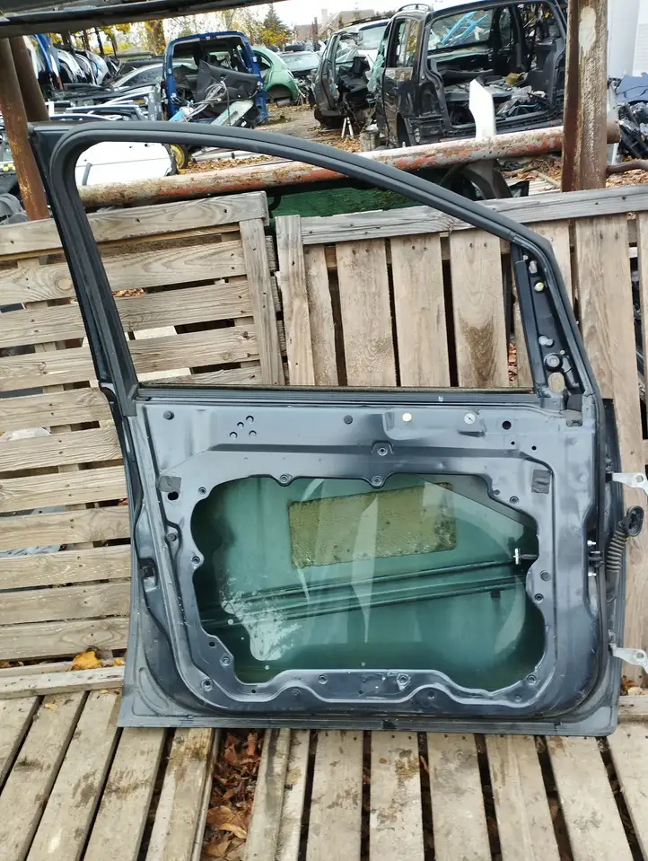 Ford C-Max (2007 - 2010)   Дверь