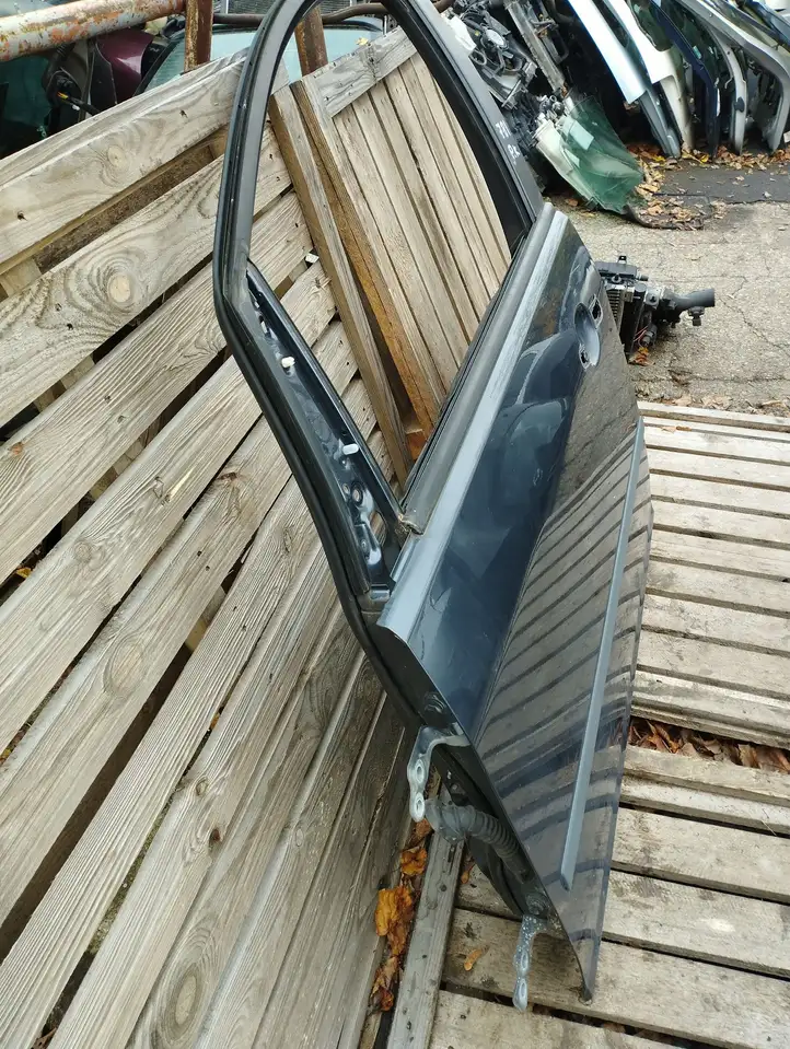 Ford C-Max (2007 - 2010)   Дверь