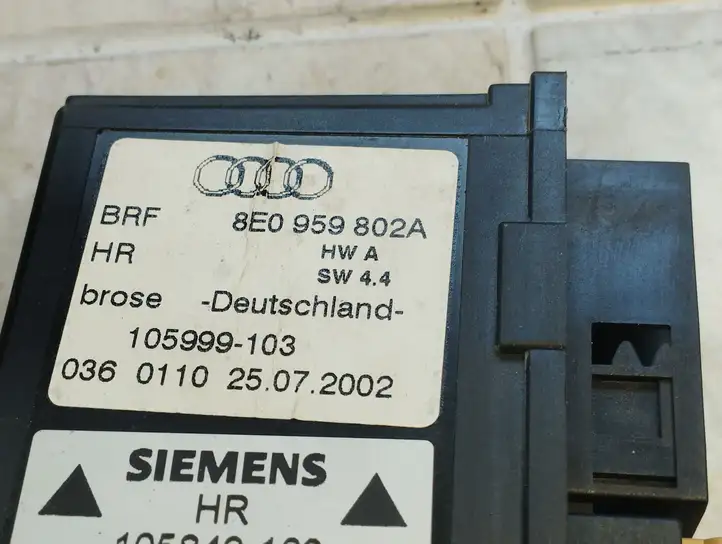 Audi A4 S4 B6 8E 8H (2000 - 2006) 0130821768 Стеклоподъемник задней двери — фото 2