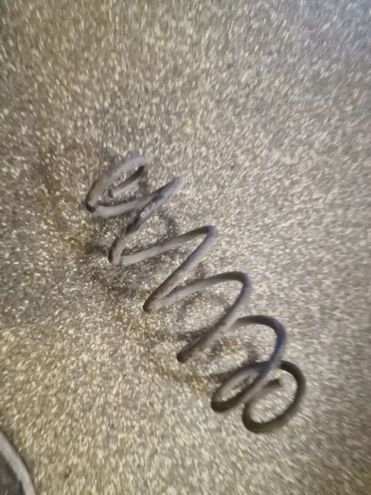 Suzuki Splash (2008 - 2012)   Пружина