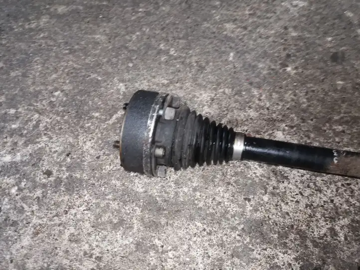 Volkswagen PASSAT B7 (2011 - 2014) Передняя полуось — фото 3