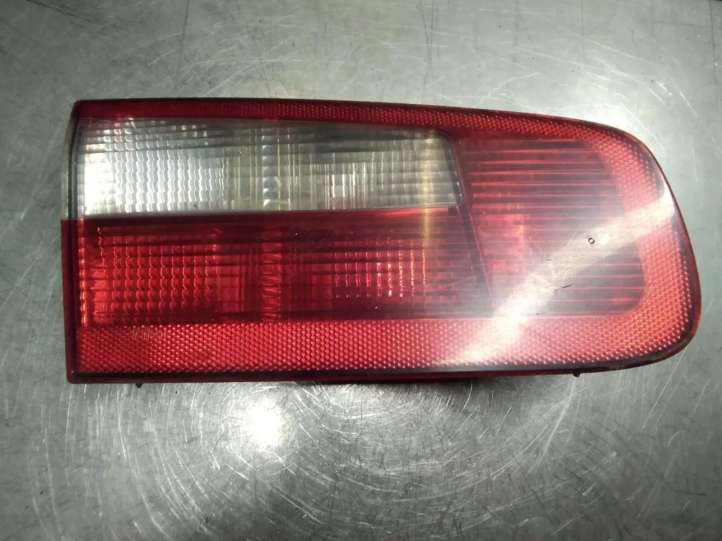Renault Laguna (2005 - 2007)  8200002475 Задний фонарь в крышке багажника