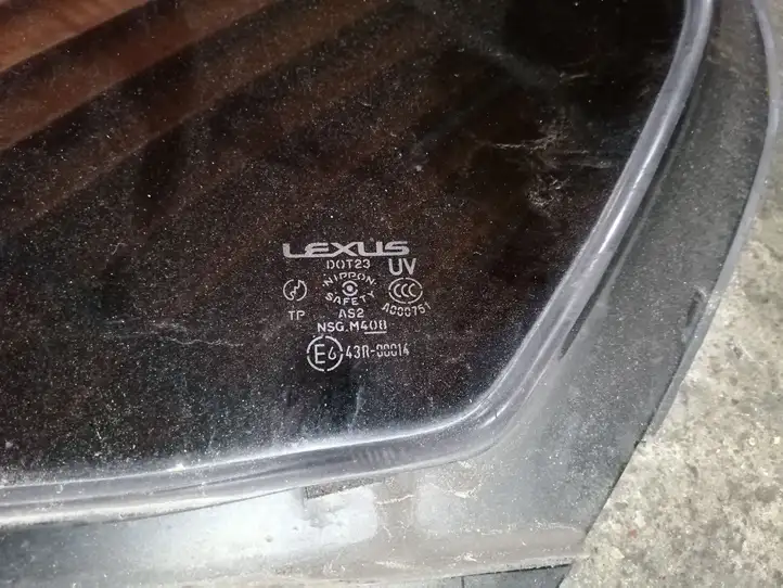 Lexus GS 300 350 430 450h (2004 - 2007) 6818930160 Форточка двери — фото 4