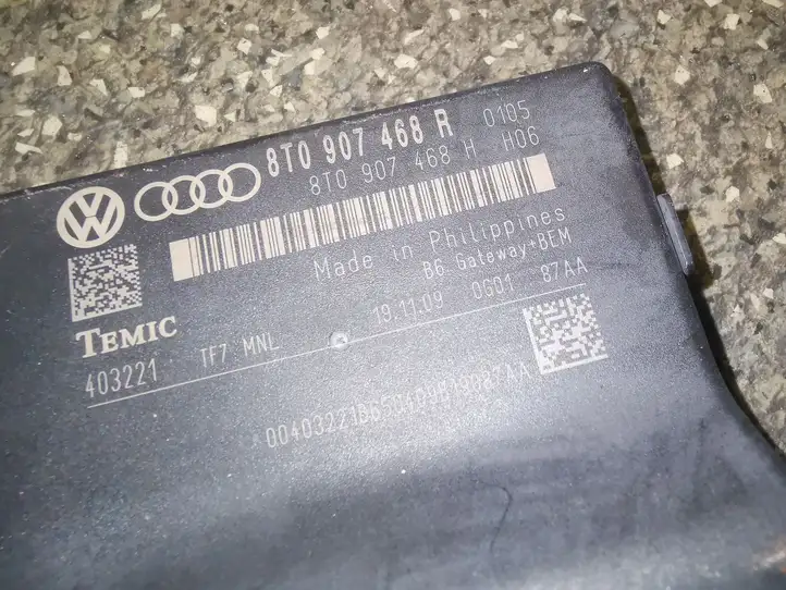 Audi Q5 SQ5 (2012 - 2017) 8T0907468R Прочие блоки управления — фото 3