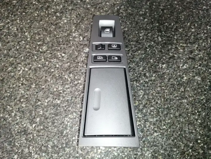 BMW 7 E65 E66 (2001 - 2008) 6917108 Кнопка стеклоподъемников — фото 1