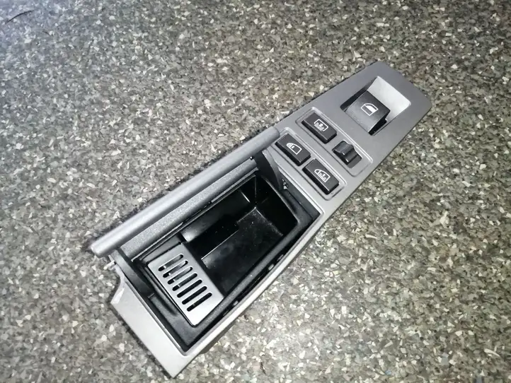 BMW 7 E65 E66 (2001 - 2008) 6919880 Кнопка стеклоподъемников — фото 1
