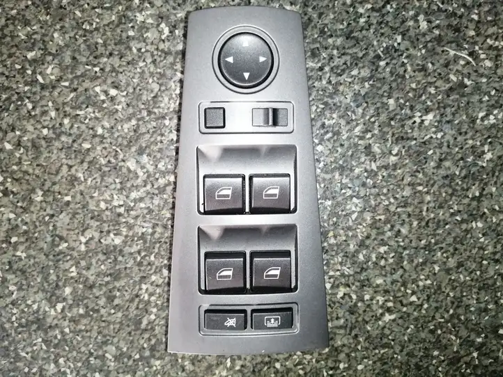 BMW 7 E65 E66 (2001 - 2008) 6917106 Кнопка стеклоподъемников — фото 4