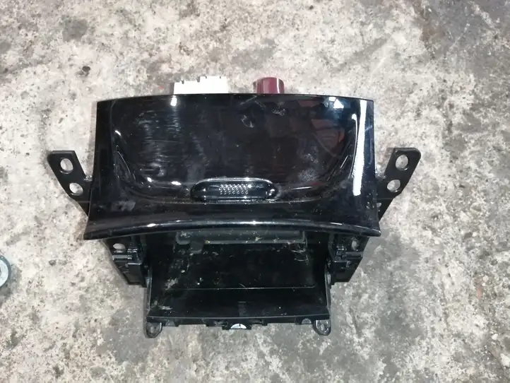 Opel Mokka X (2016 - 2019) 42547478 Пепельница — фото 1