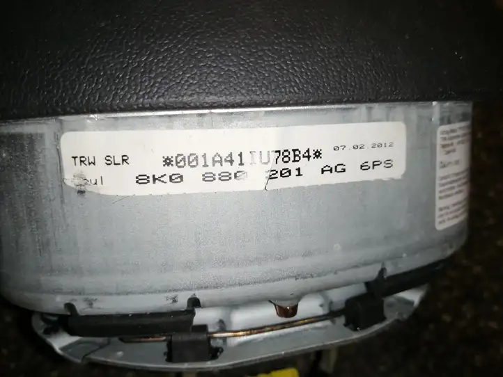 Audi A4 S4 B8 8K (2011 - 2015) 8K0880201AG Подушка безопасности руля — фото 2