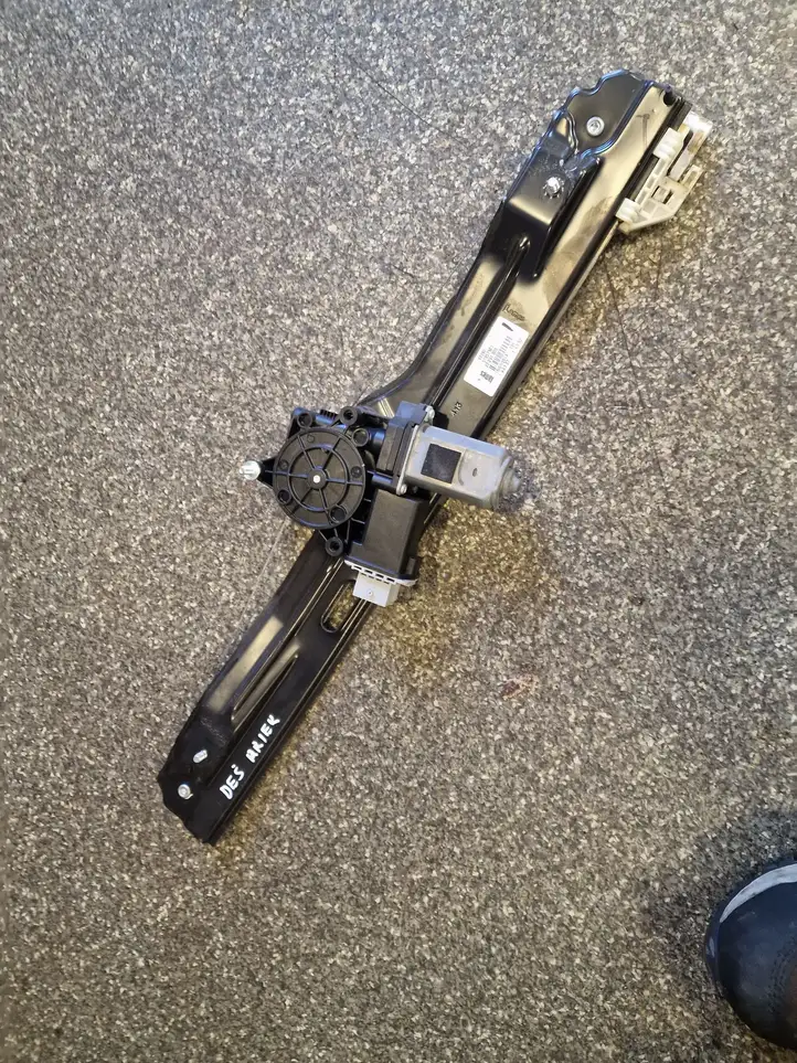 Fiat 500L (2013 - )   Передний комплект электрического механизма для подъема окна