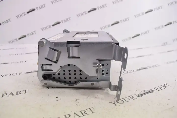 Jaguar XF (2007 - 2015)  CF6N-18C815-HK Радио/ проигрыватель CD/DVD / навигация