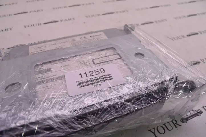 Jaguar XF (2007 - 2015)  CF6N-18C815-HK Радио/ проигрыватель CD/DVD / навигация