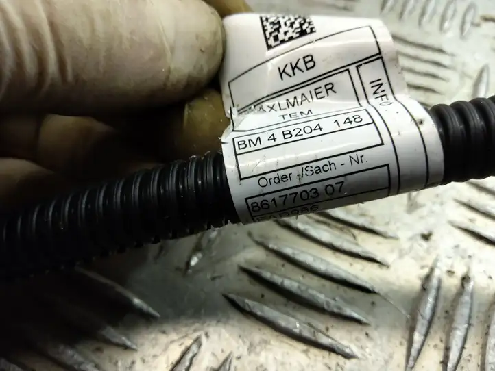 BMW X1 F48 F49 (2015 - 2022) 8617703 Прочая электропроводка — фото 2