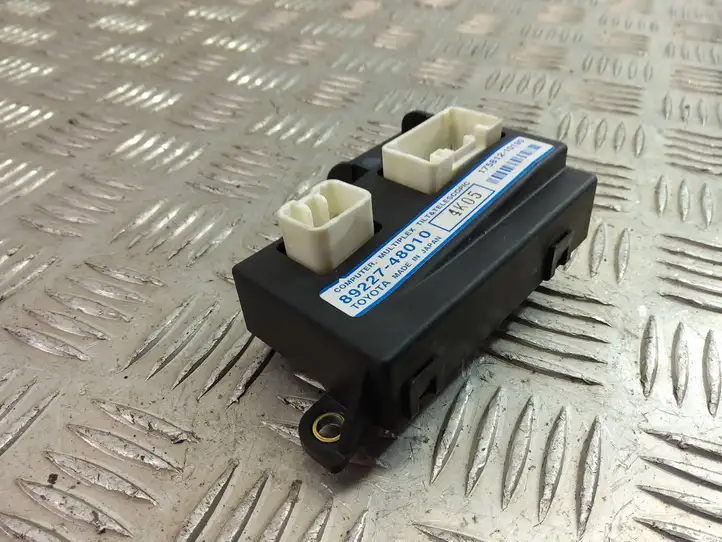 Lexus RX 300 (2003 - 2006)  89227-48010 Другие блоки управления / модули