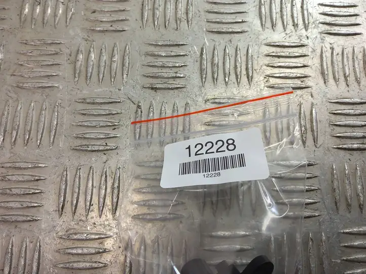 Lexus LS 460 (2006 - 2009)   Включатель регулировки звука