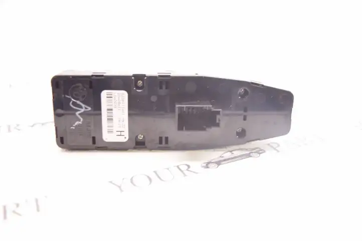 BMW 3 F30 F35 F31 (2012 - 2018) 9208111 Блок кнопок стеклоподъемников — фото 4
