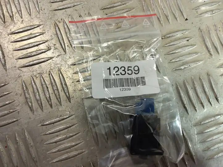Lexus GS 300 350 430 450h (2004 - 2007) 15A257 Другие включатели / ручки/ переключатели — фото 4