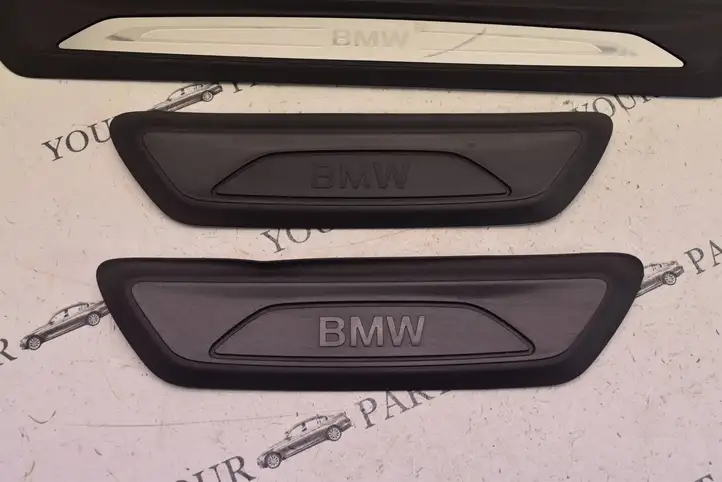 BMW X1 F48 F49 (2015 - 2022) 7263315 Накладка порога — фото 9