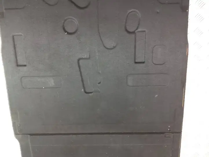 BMW 5 F10 F11 (2009 - 2016)  7222131 Нижний отделочный щит бока багажника