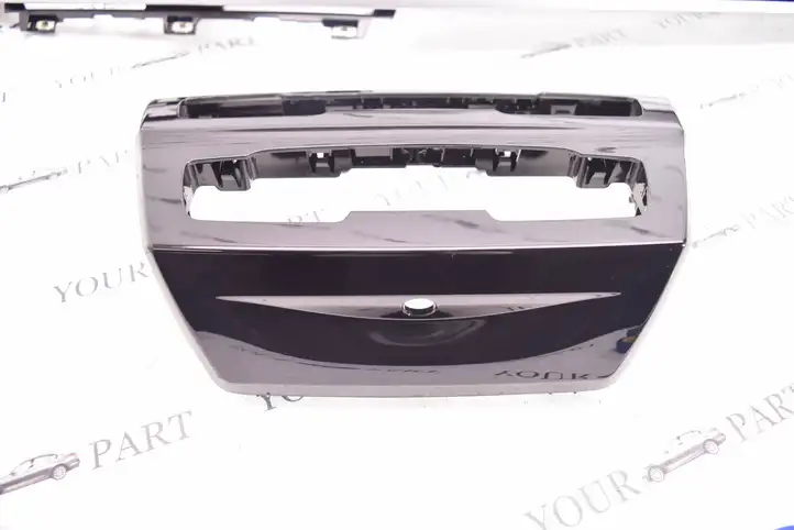 BMW X1 F48 F49 (2015 - 2022) 9347747 Отделка внутренней панели салона — фото 3