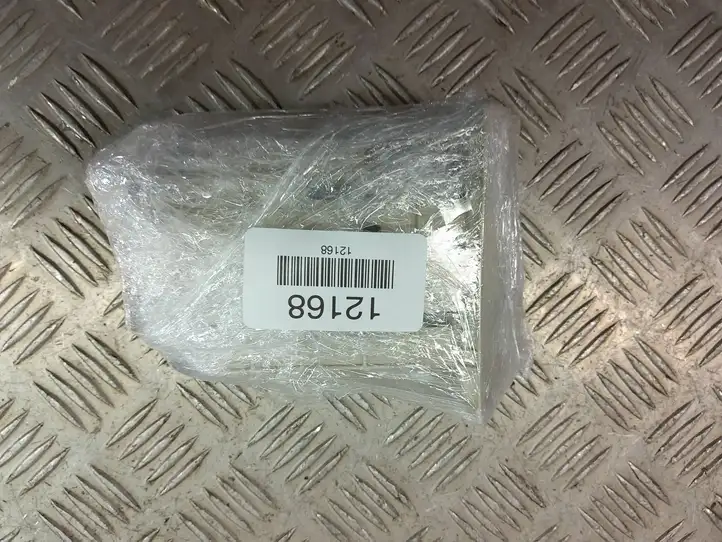 Lexus LS 460 (2006 - 2009)  1A9B2-002G Ящик для вещей