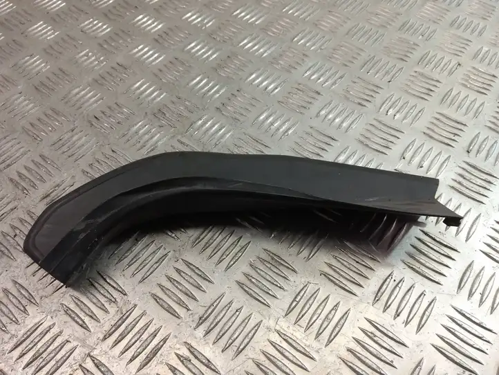 BMW 5 F10 F11 (2009 - 2016)  7204376 Другая часть кузова