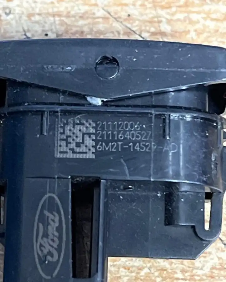 Ford S-MAX (2006 - 2010) Кнопка стеклоподъемников — фото 2