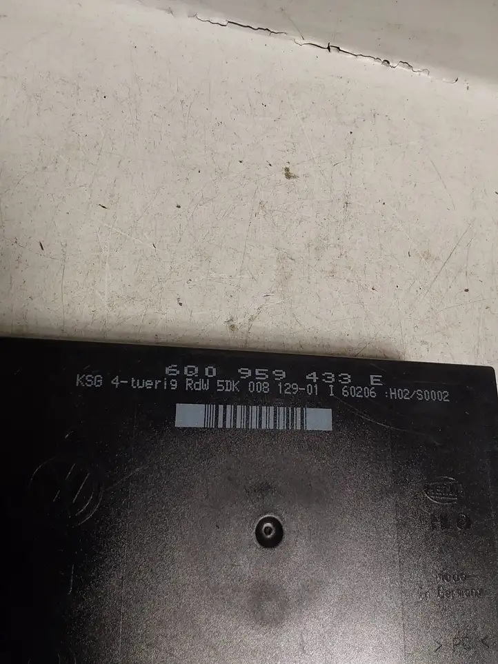 Skoda Fabia Mk1 (6Y) (1999 - 2007)  6Q0959433E Mодуль kомфортa