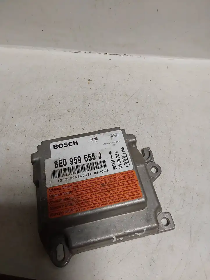 Audi A4 (2000 - 2006)  8E0959655J Блок управления надувных подушек