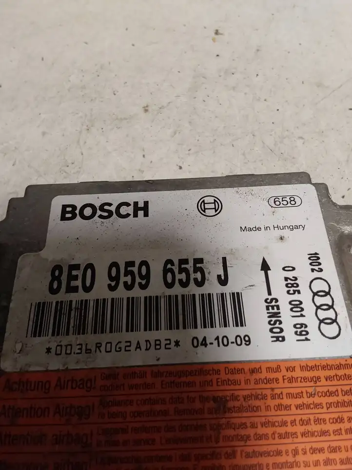 Audi A4 (2000 - 2006)  8E0959655J Блок управления надувных подушек