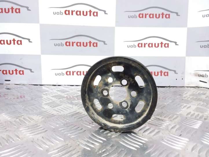 038145255A Volkswagen Golf IV Vairo stiprintuvo siurblio skriemulys