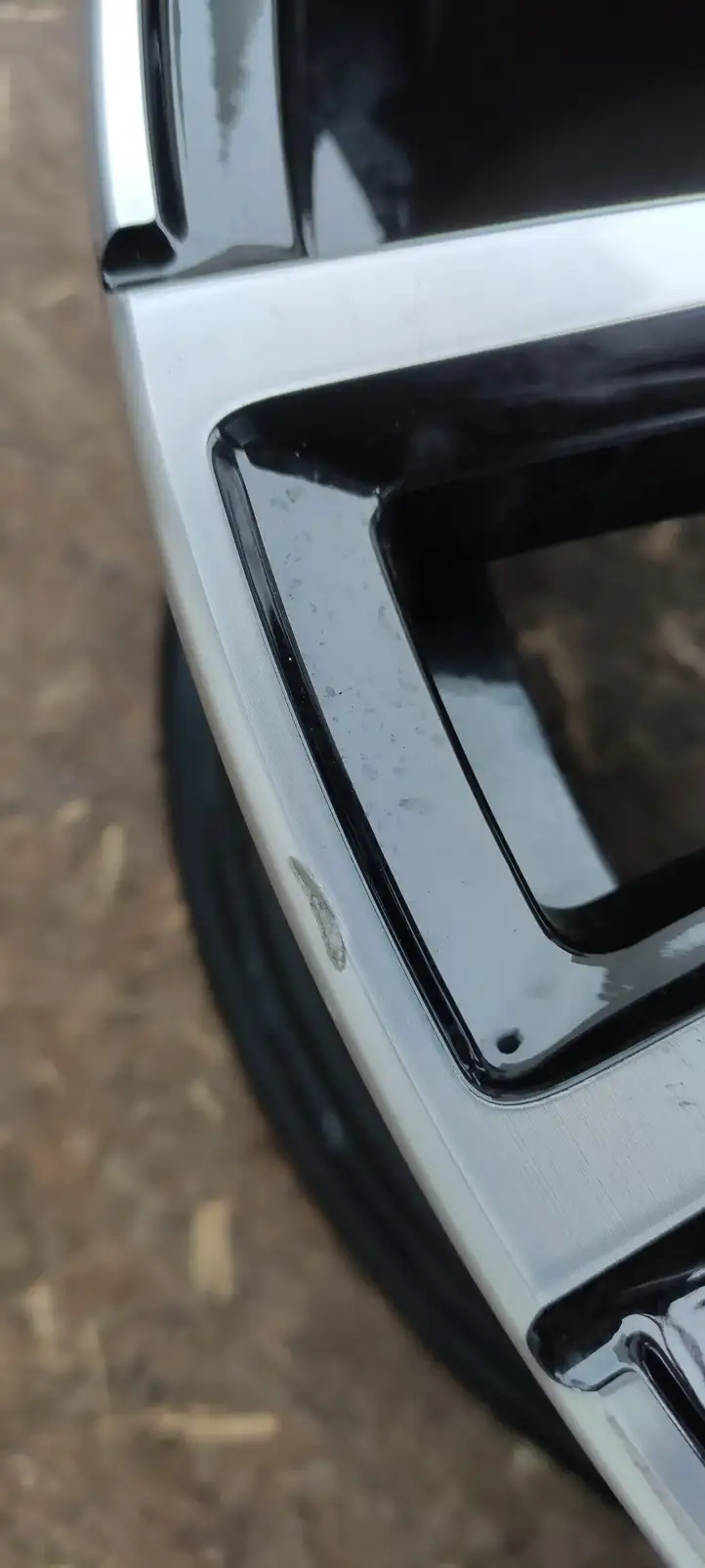 BMW X6 G06 (2019 - ) 9882610 Легкосплавный колесный диск R22 — фото 15