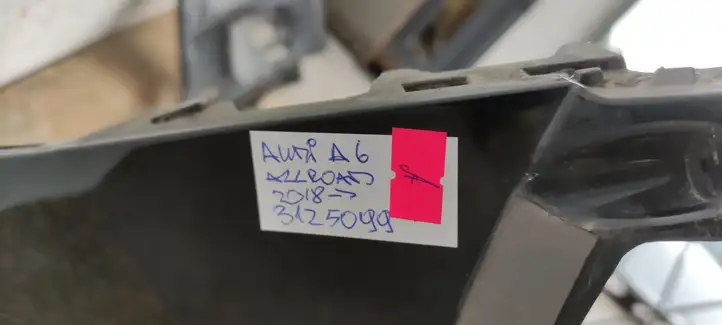 Audi A6 allroad (2019 - )  4K080743711 Передний бампер