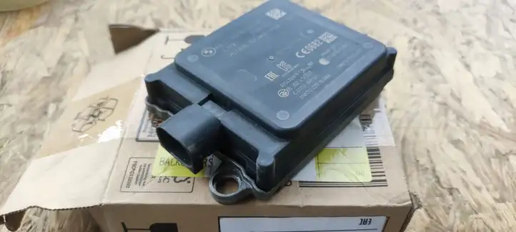 BMW 5 G30 G31 (2016 - ) 66316886324 Радар Distronic — фото 3