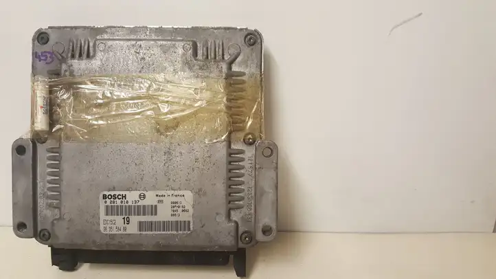 Citroen Xsara Picasso (1999 - 2012)  9635158480 Блок управления двигателя