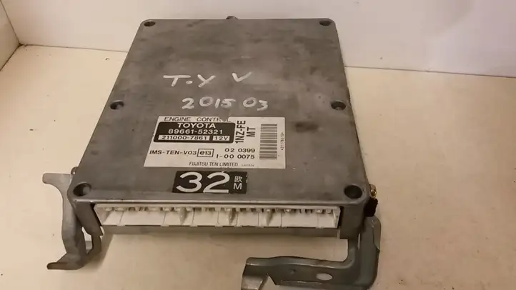 Toyota Yaris Verso (1999 - 2005) 8966152321 Блок управления двигателем (ЭБУ) — фото 1
