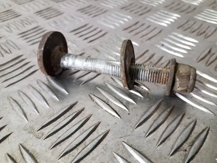 Audi A3/S3 8P (2008 - 2013) Болт развала-схождения — фото 1
