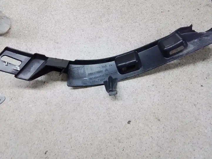 Citroen C3 (2002 - 2009) 9680075880 Кронштейн переднего бампера — фото 2