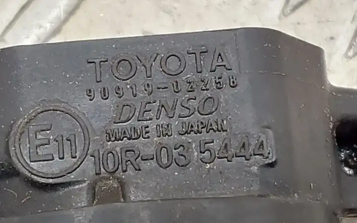 Toyota Prius+ (ZVW40) (2011 - 2018) 9091902258 Катушка зажигания — фото 3