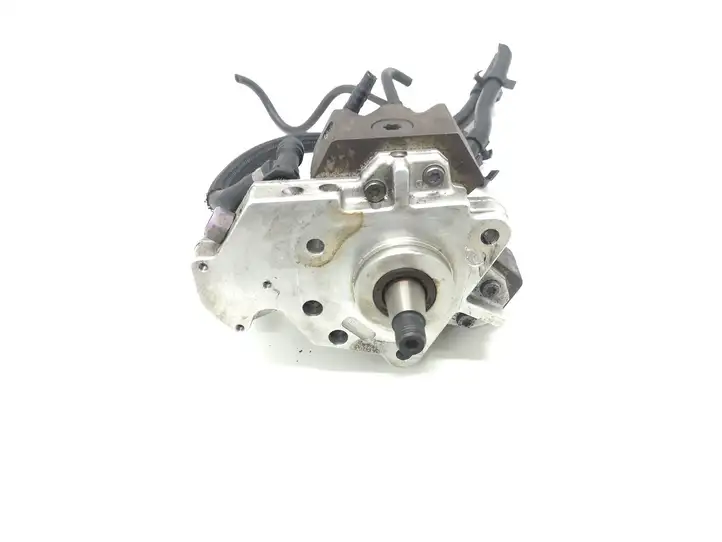 Volvo S40, V40 (2000 - 2004) 8200055072 Топливный насос — фото 1