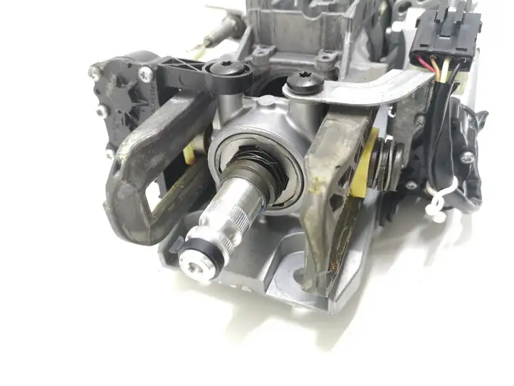 BMW 7 F01 (2008 - 2016) P10768701 Комплект оси рулевого колеса — фото 5