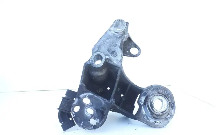 Audi A4 S4 B7 8E 8H (2004 - 2009) 8E0199352N Кронштейн двигателя — фото 4